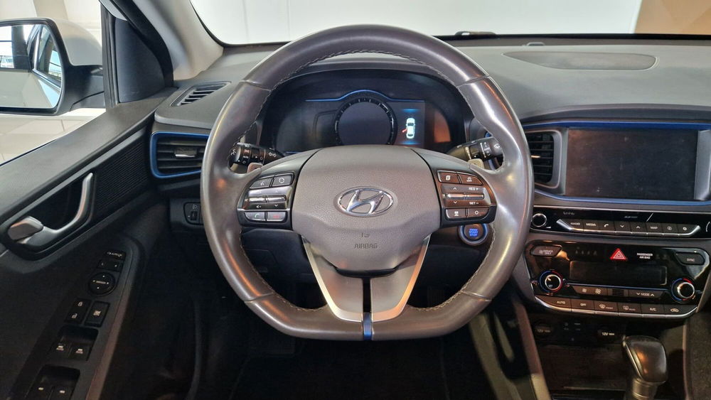 Hyundai Ioniq usata a Vercelli (11)