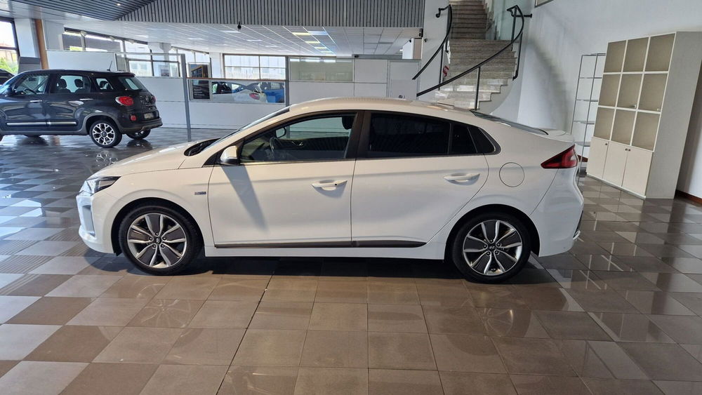 Hyundai Ioniq usata a Vercelli (3)