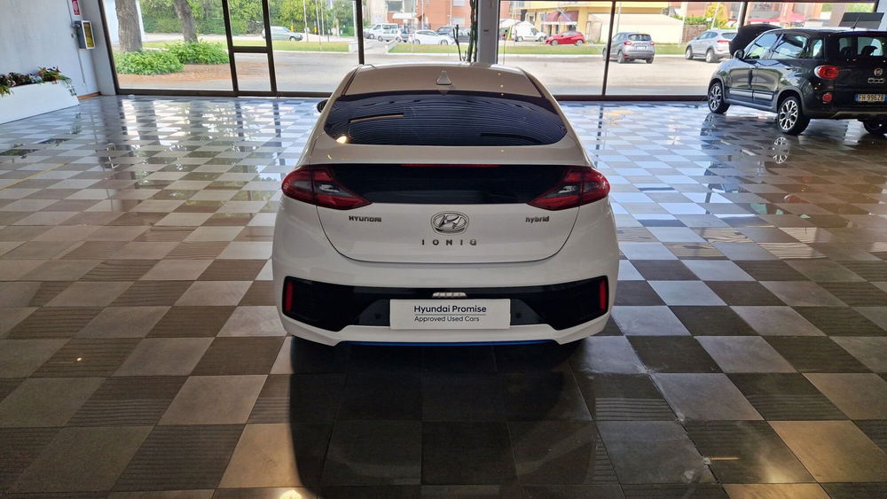 Hyundai Ioniq usata a Vercelli (4)