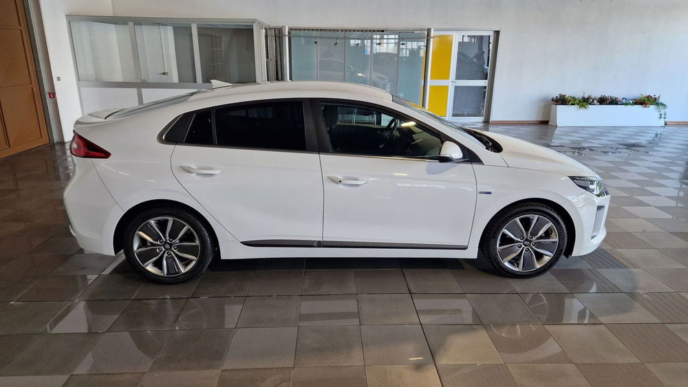 Hyundai Ioniq usata a Vercelli (5)