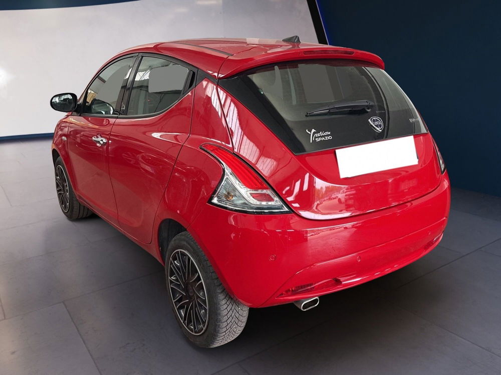 Lancia Ypsilon usata a Torino (5)