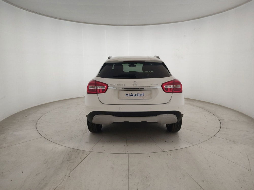 Mercedes-Benz GLA SUV usata a Alessandria (3)