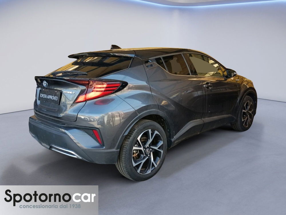 Toyota Toyota C-HR usata a Milano (19)