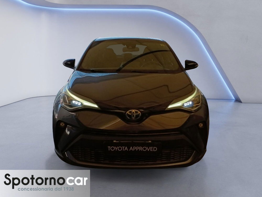 Toyota Toyota C-HR usata a Milano (5)