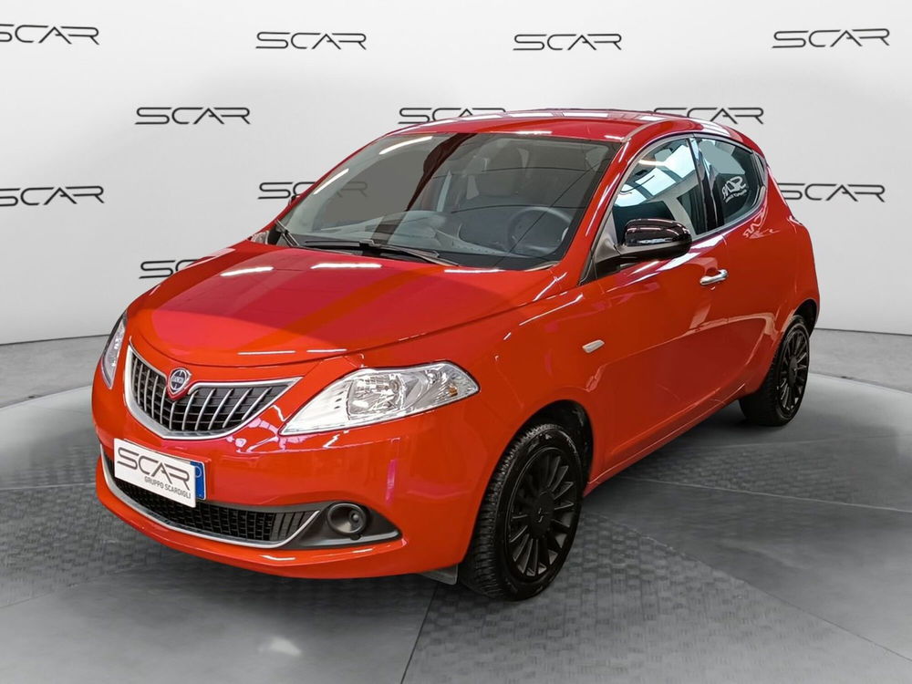 Lancia Ypsilon usata a Livorno