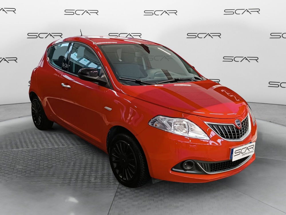 Lancia Ypsilon usata a Livorno (3)