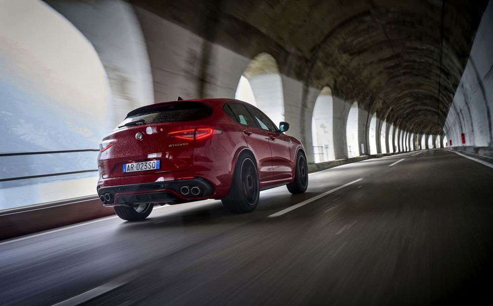 Alfa Romeo Stelvio nuova a Reggio Emilia (13)