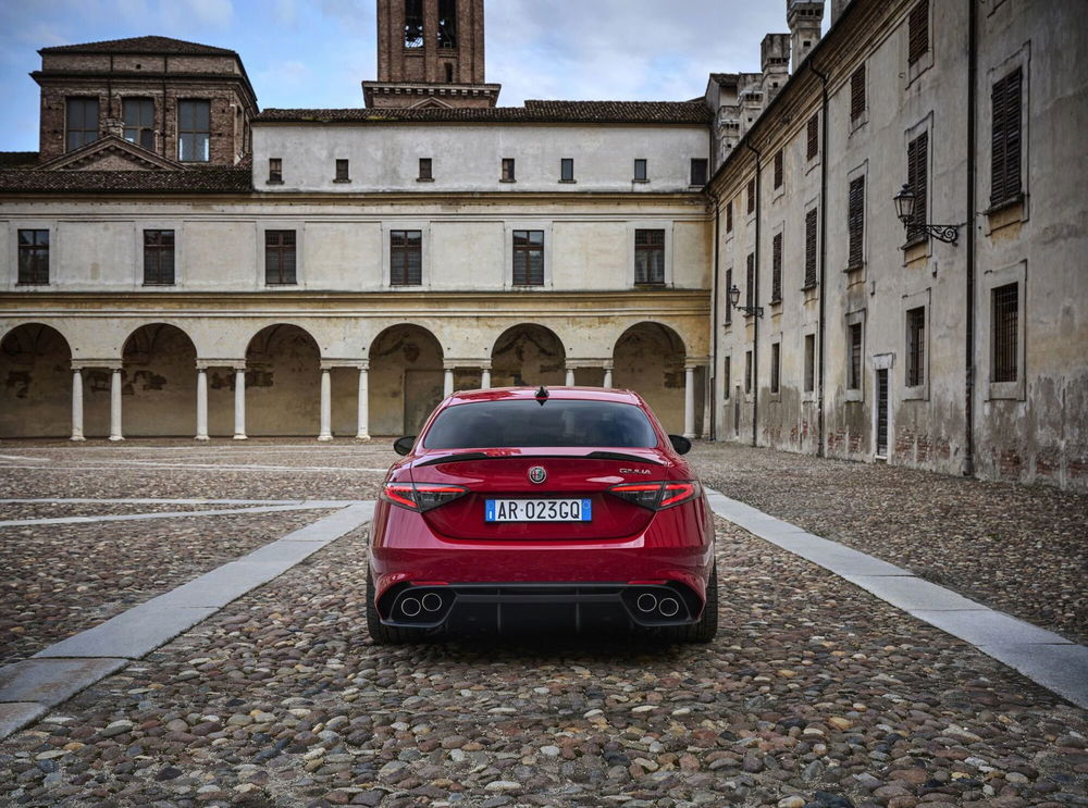 Alfa Romeo Giulia nuova a Reggio Emilia (4)