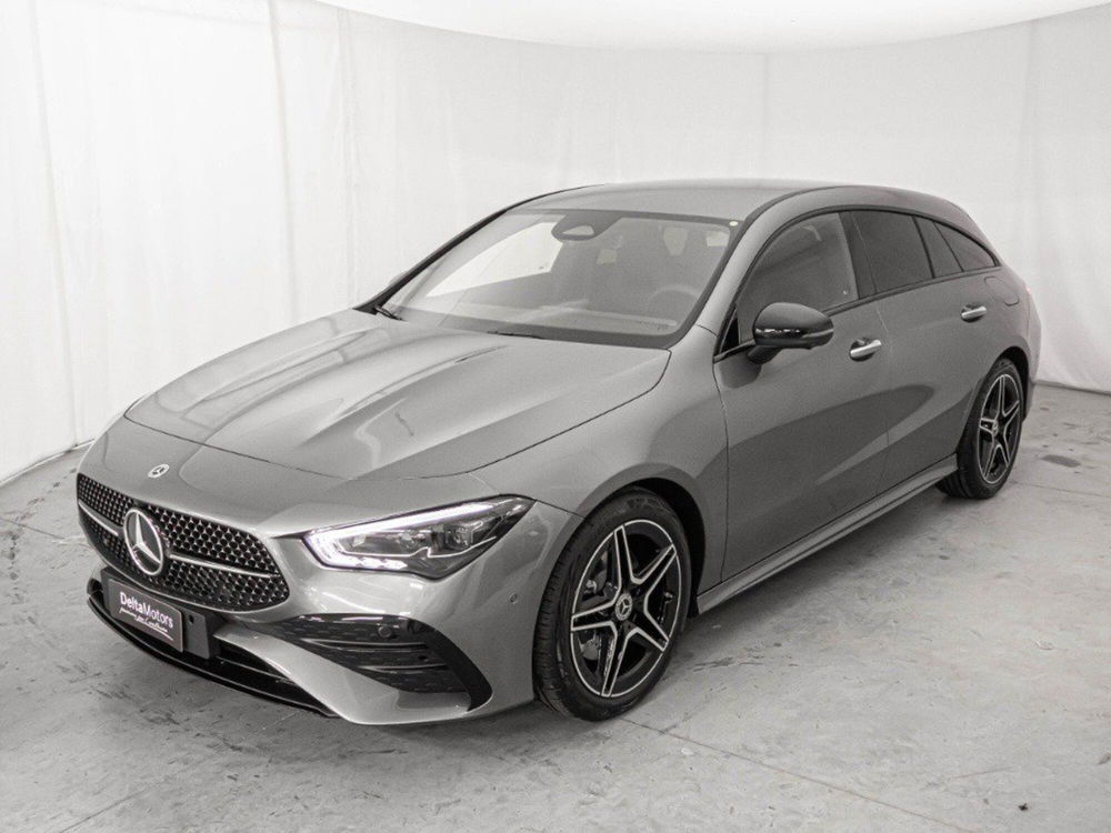 Mercedes-Benz CLA Shooting Brake nuova a Macerata