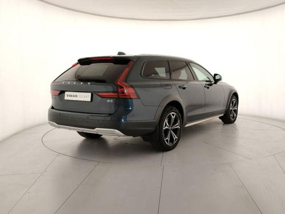 Volvo V90 Cross Country usata a Modena (5)