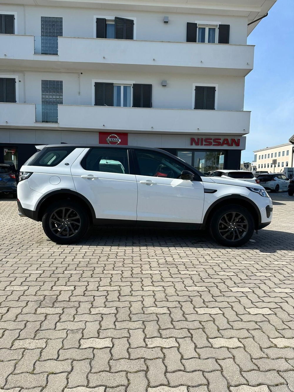 Land Rover Discovery Sport usata a Macerata (2)