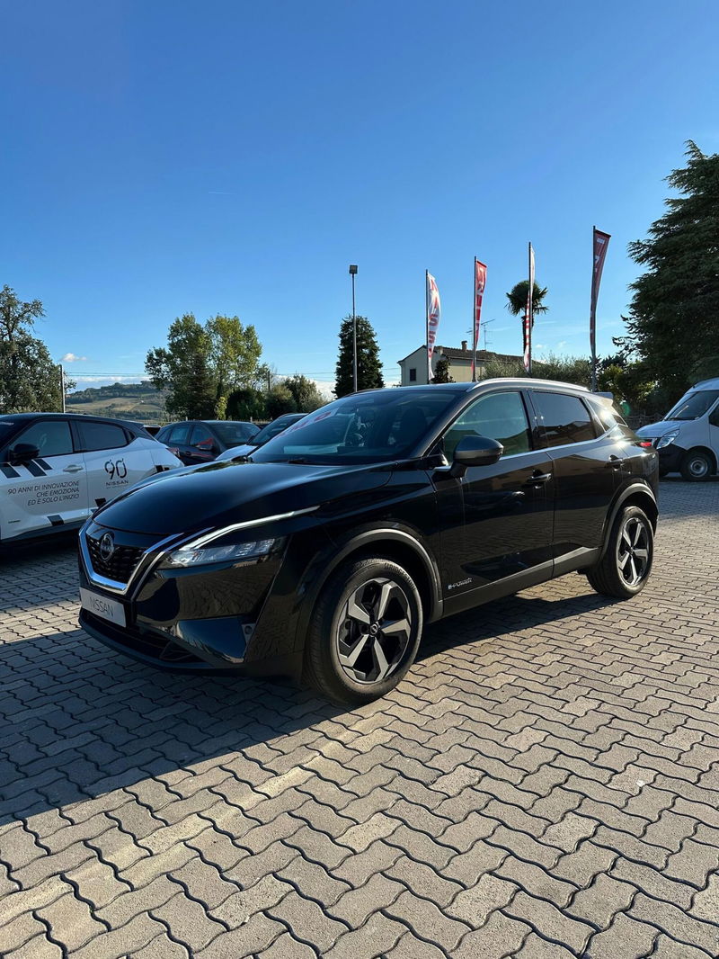 Nissan Qashqai 1.5 e-power N-Connecta 2wd nuova a Montecosaro