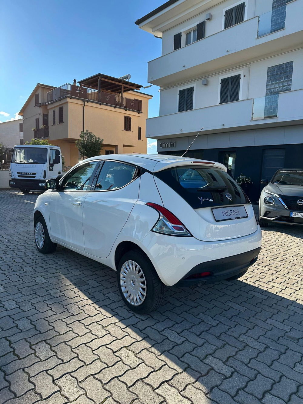 Lancia Ypsilon usata a Macerata (2)