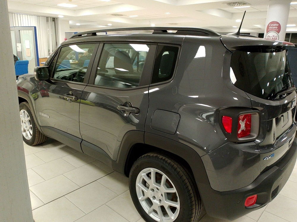 Jeep Renegade nuova a Lecce (5)