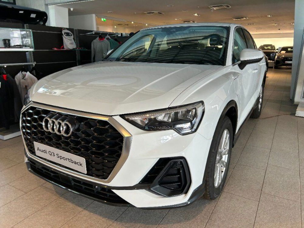 Audi Q3 Sportback nuova a Palermo