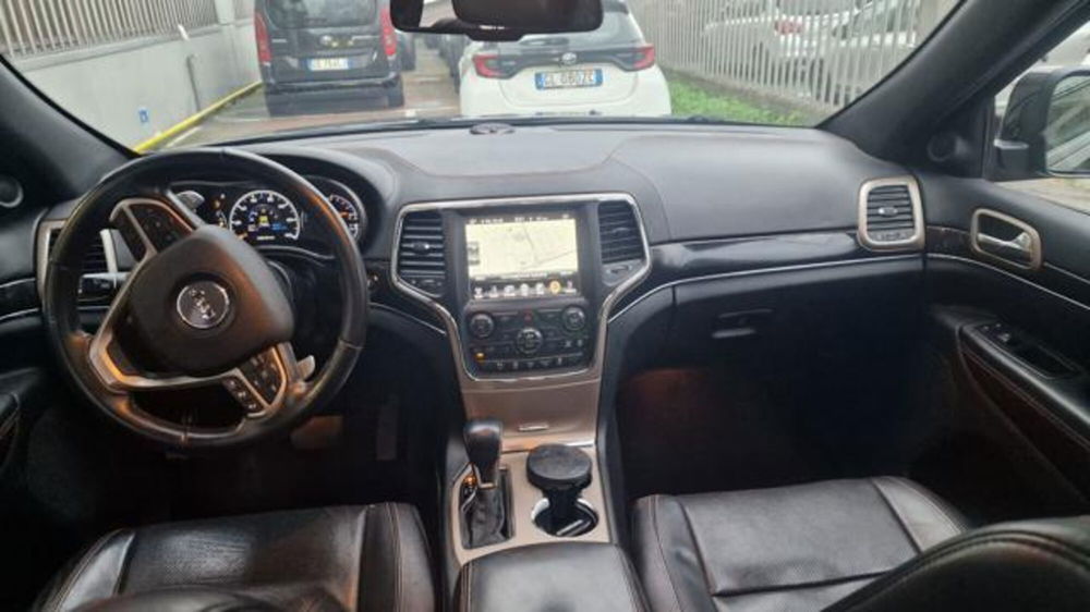 Jeep Grand Cherokee usata a Milano (10)