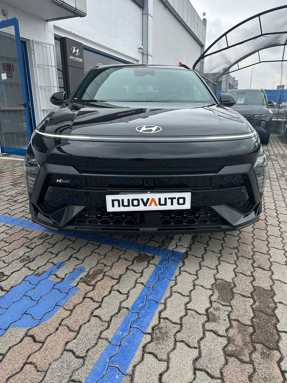 Hyundai Kona nuova a Cremona (3)