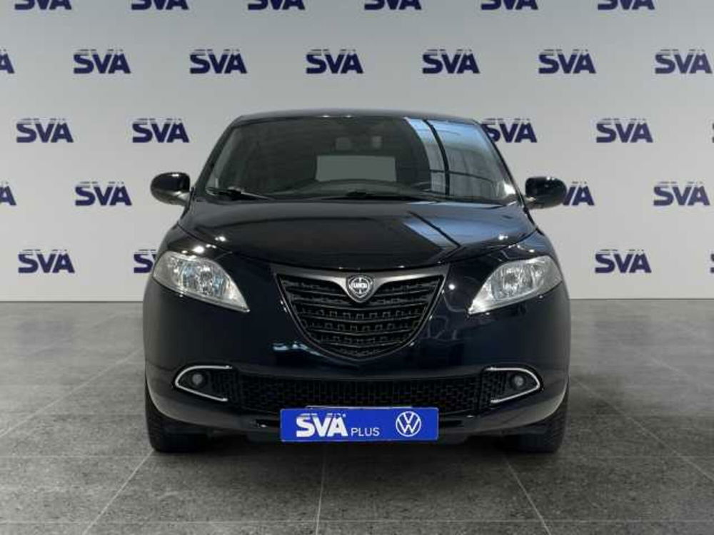 Lancia Ypsilon usata a Ravenna (2)