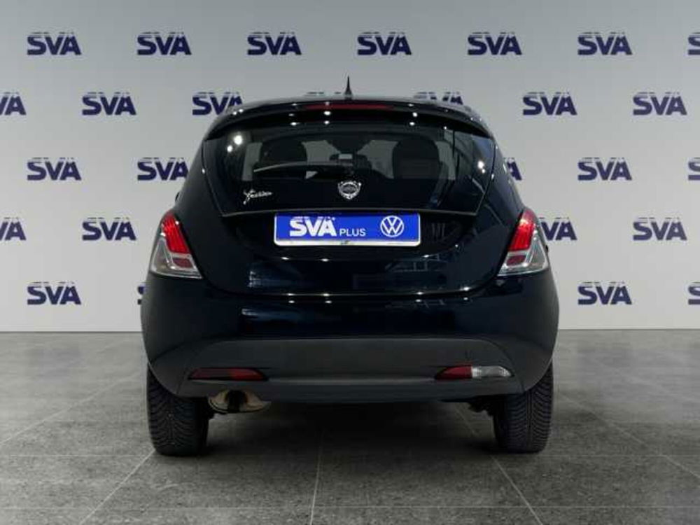 Lancia Ypsilon usata a Ravenna (3)