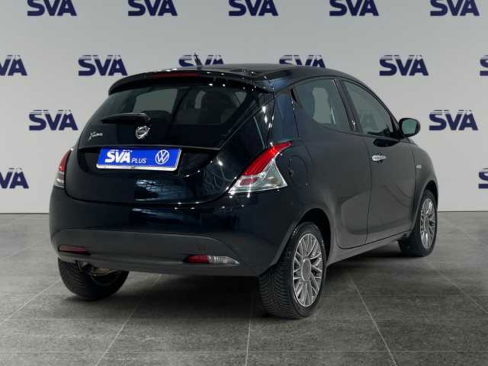 Lancia Ypsilon usata a Ravenna (4)