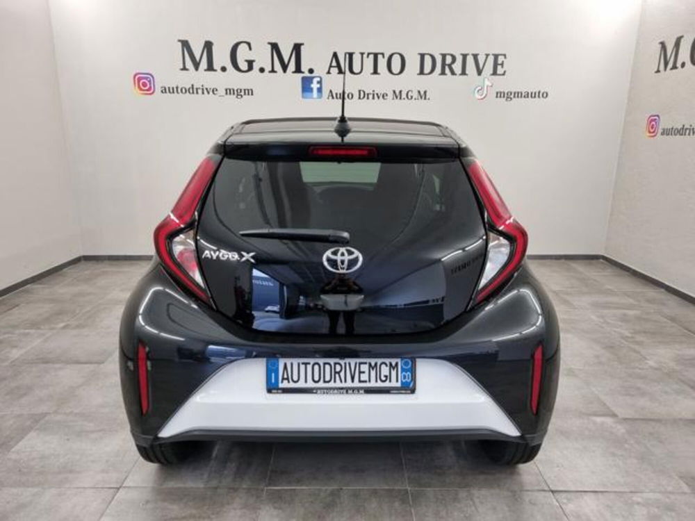 Toyota Aygo X usata a Como (3)