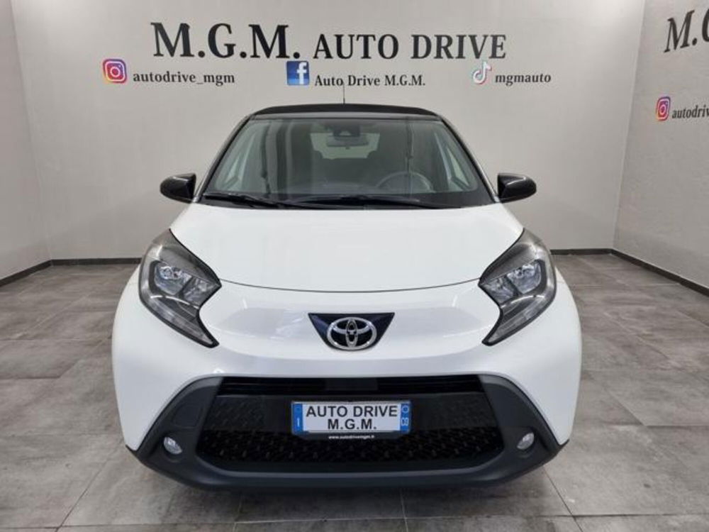 Toyota Aygo X usata a Como (5)