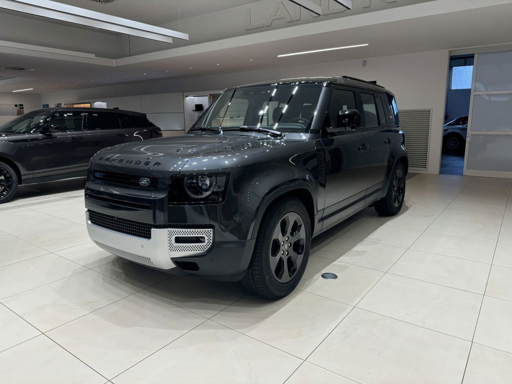 Land Rover Defender nuova a Forlì-Cesena