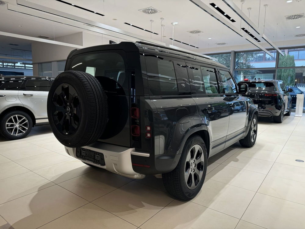 Land Rover Defender nuova a Forlì-Cesena (5)