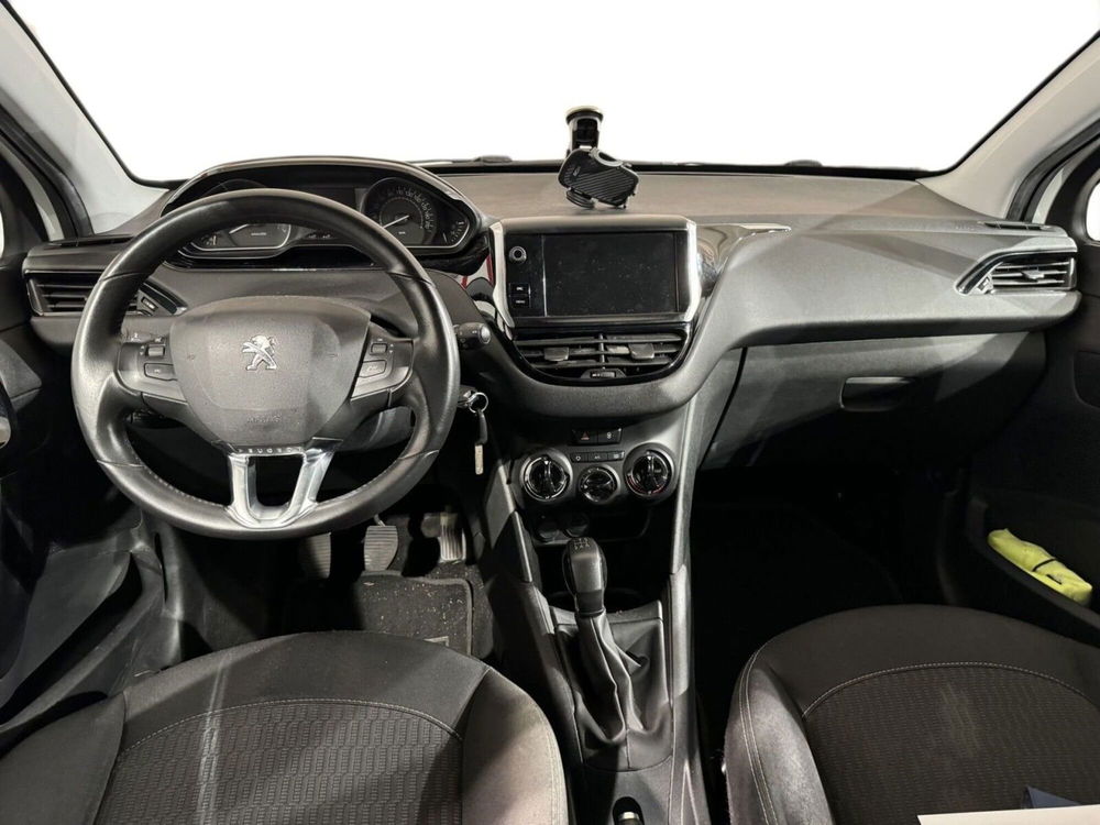 Peugeot 208 usata a Lecco (8)