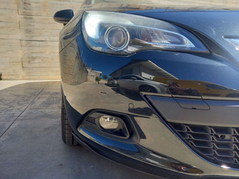 Opel Astra GTC usata a Salerno (5)