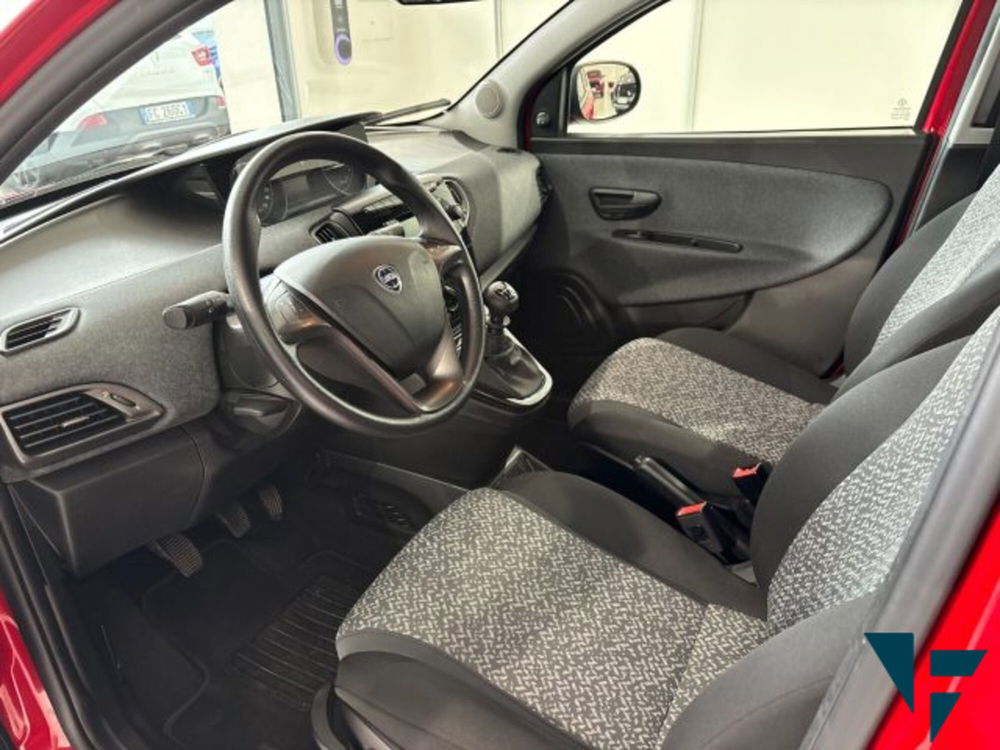 Lancia Ypsilon usata a Treviso (11)