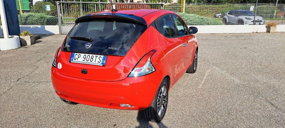 Lancia Ypsilon usata a Varese (2)