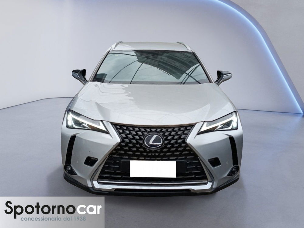 Lexus UX usata a Milano (5)