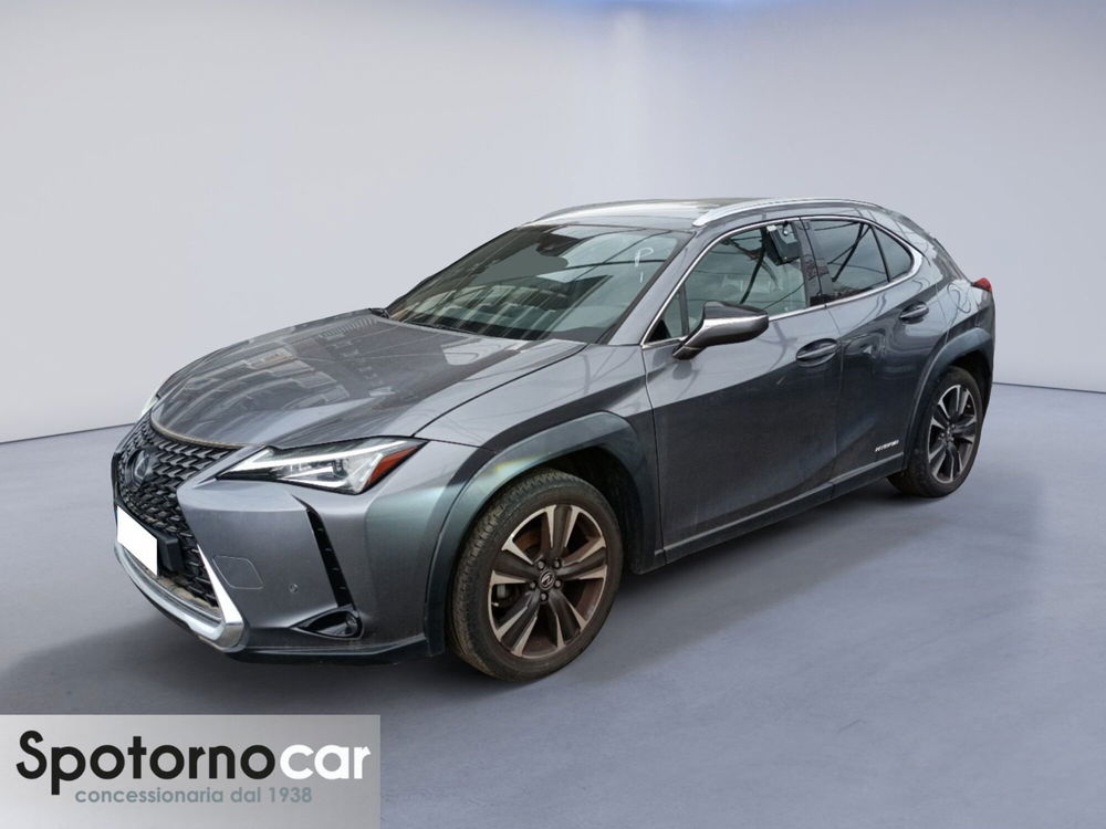 Lexus UX usata a Milano