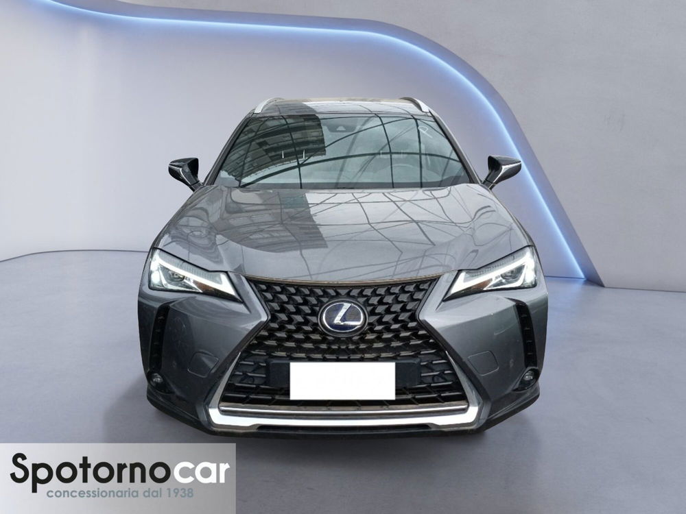 Lexus UX usata a Milano (5)