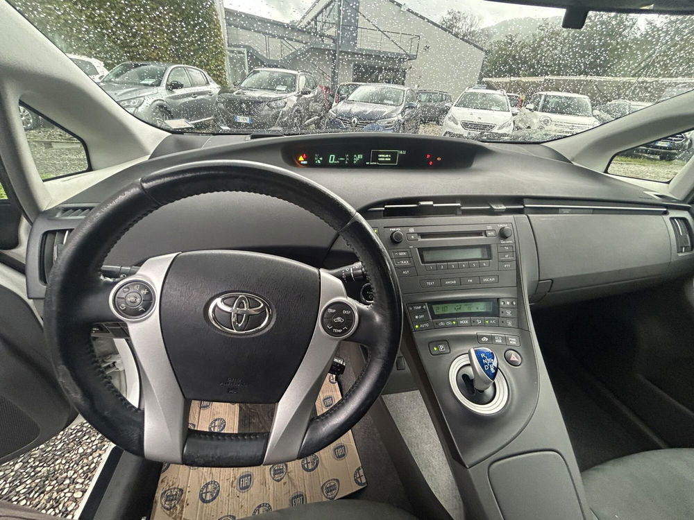 Toyota Prius usata a La Spezia (10)