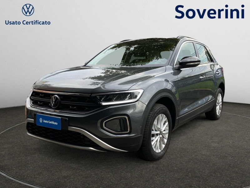 Volkswagen T-Roc 2.0 tdi Life 150cv dsg del 2022 usata a Bologna