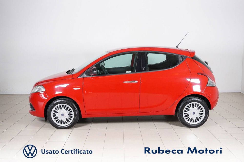 Lancia Ypsilon usata a Perugia (3)