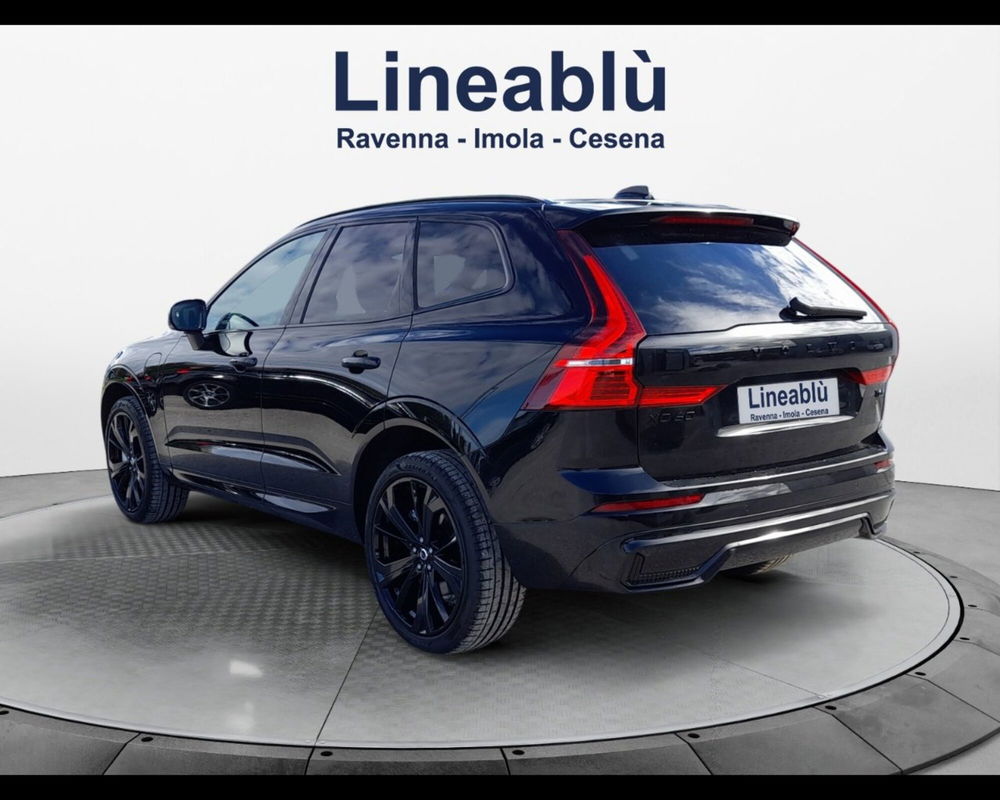 Volvo XC60 nuova a Ravenna (3)