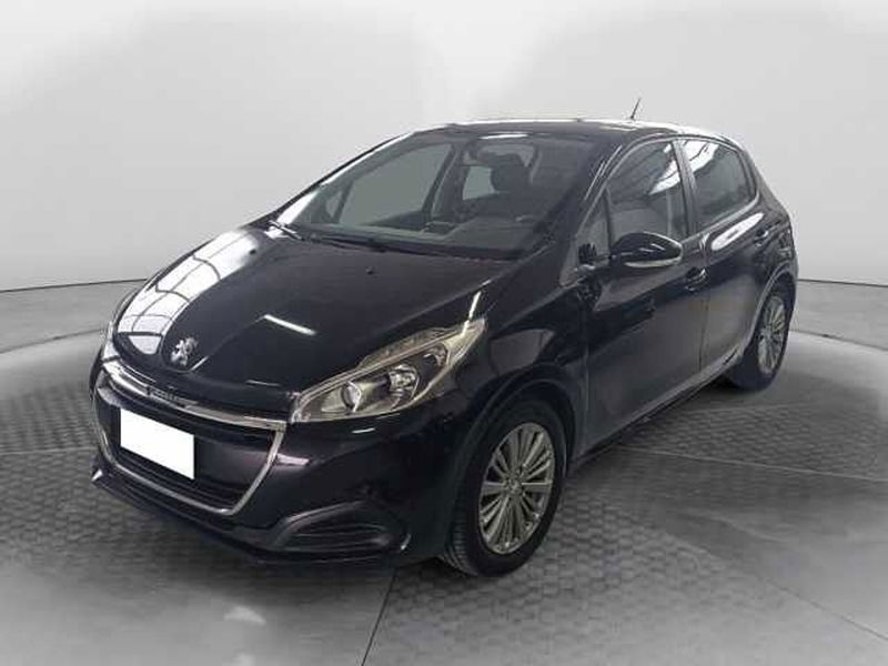 Peugeot 208 VTi 82 CV 5 porte Active  del 2015 usata a Siena