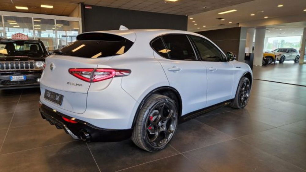 Alfa Romeo Stelvio usata a Modena (12)