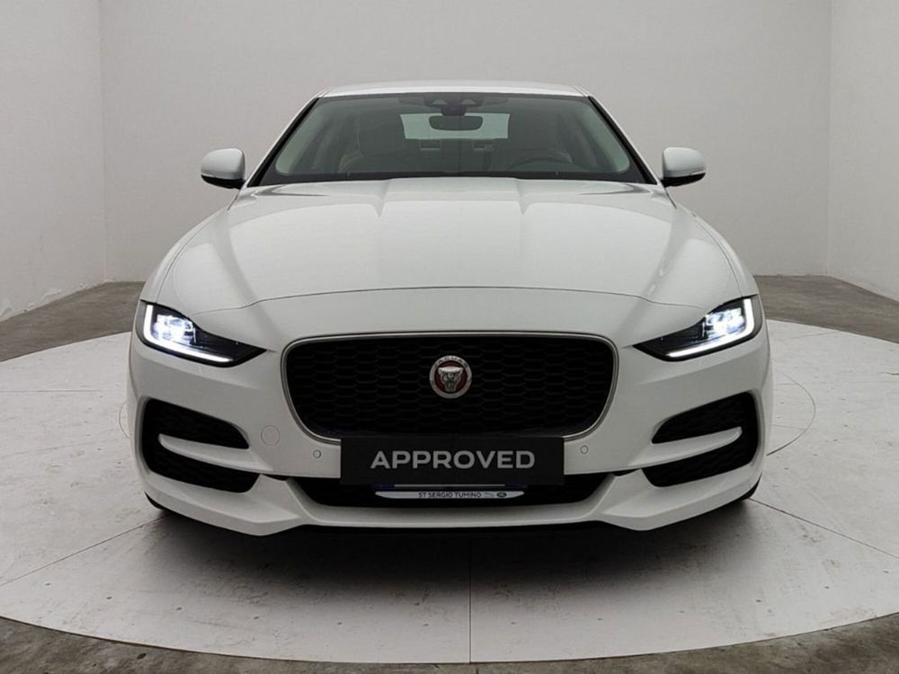 Jaguar XE usata a Ragusa (8)