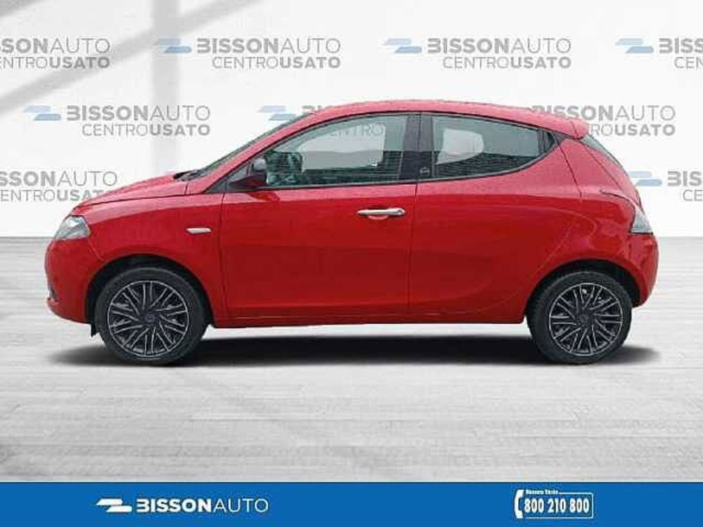 Lancia Ypsilon usata a Vicenza (3)