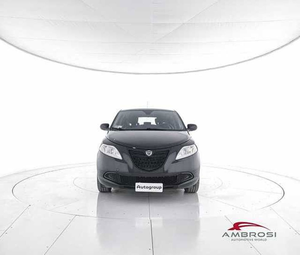 Lancia Ypsilon usata a Perugia (5)