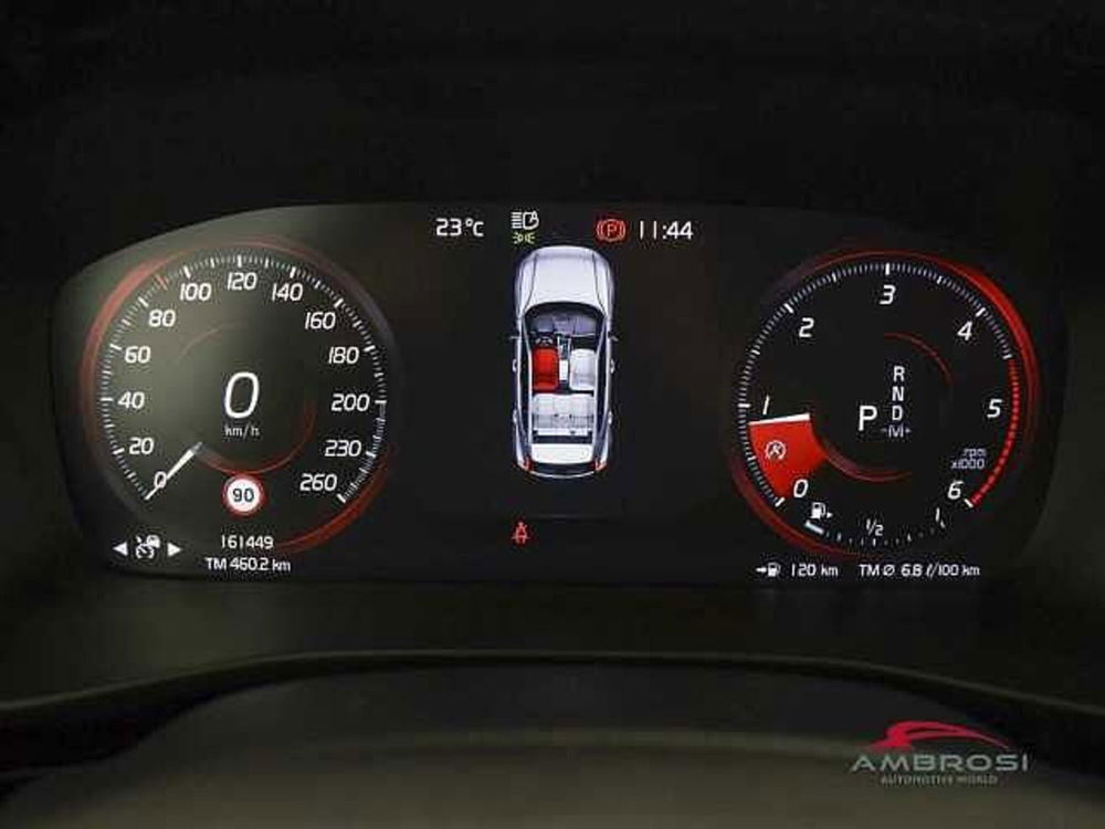 Volvo XC40 usata a Perugia (13)