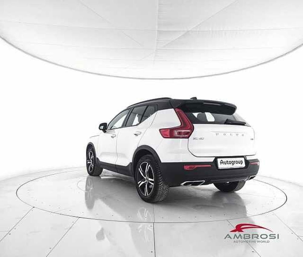 Volvo XC40 usata a Perugia (4)