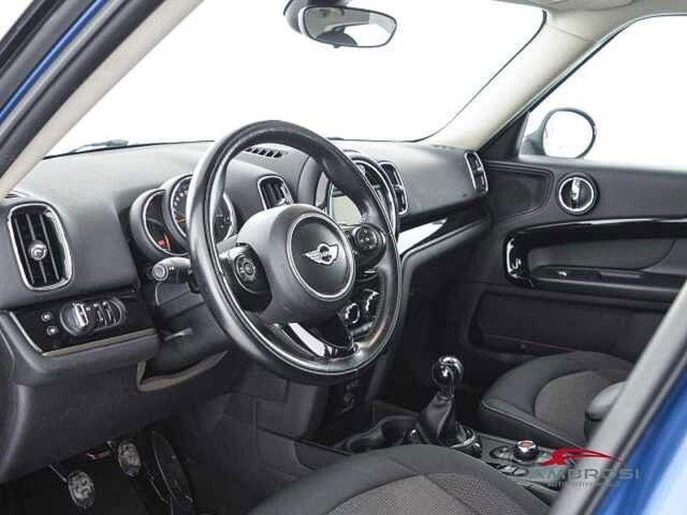 MINI Mini Countryman usata a Viterbo (8)