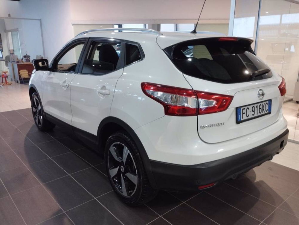 Nissan Qashqai usata a Milano (6)