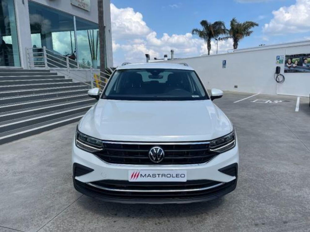 Volkswagen Tiguan usata a Lecce (7)