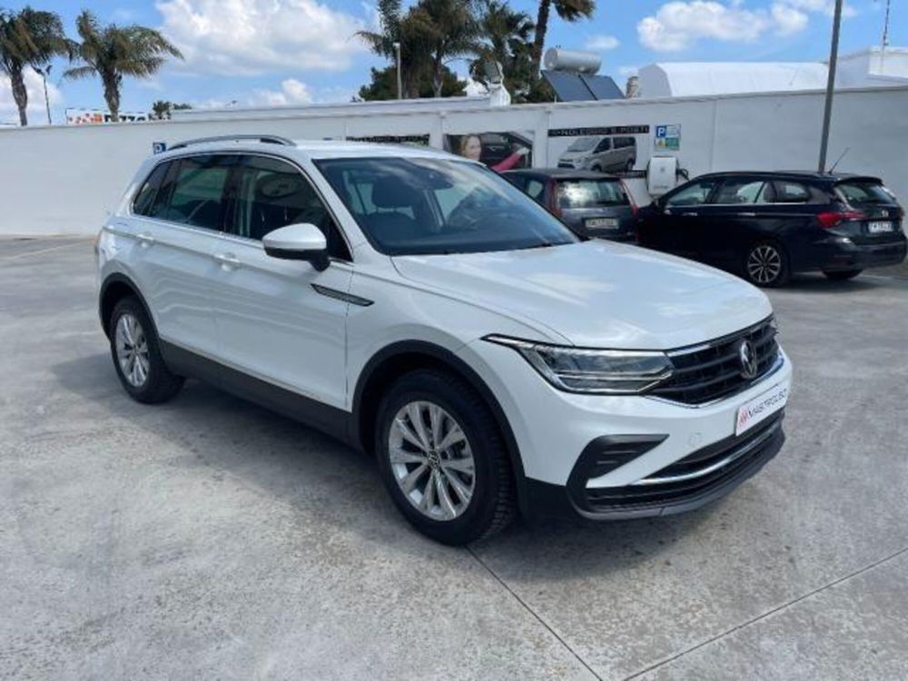 Volkswagen Tiguan usata a Lecce (9)